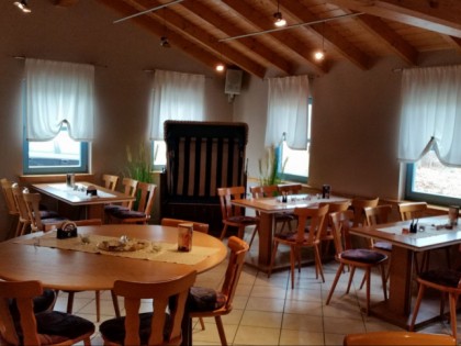 照片: Seerestaurant Am Naturbadesee Stockelache